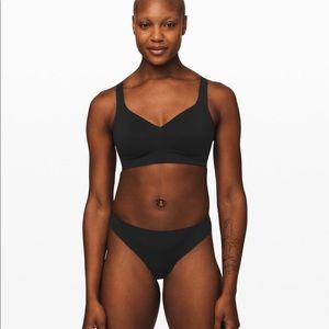 🌹Lululemon Like Nothing Bra🌹